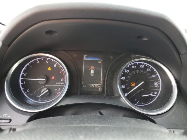 4T1B11HK7JU661063 - 2018 TOYOTA CAMRY L SILVER photo 9