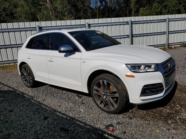 WA1C4AFY2J2132438 - 2018 AUDI SQ5 PRESTIGE WHITE photo 4