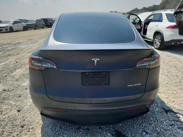 7SAYGDEF7NF469570 - 2022 TESLA MODEL Y GRAY photo 6