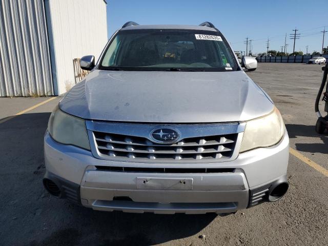 JF2SHADC9BH767038 - 2011 SUBARU FORESTER 2.5X PREMIUM SILVER photo 5
