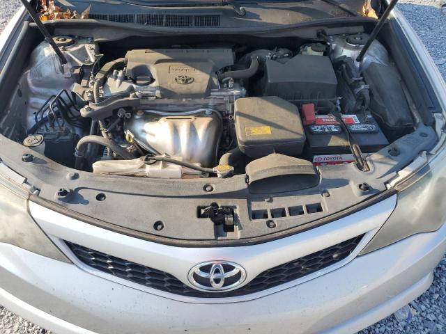 4T1BF1FK9EU435911 - 2014 TOYOTA CAMRY L 银色 照片 11