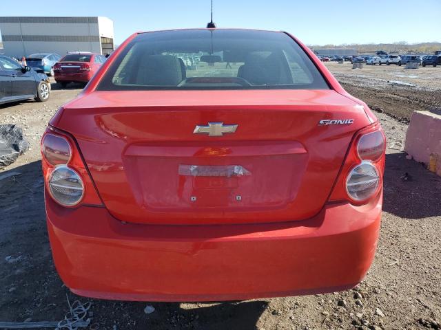 1G1JA5SH9F4145498 - 2015 CHEVROLET SONIC LS RED photo 6