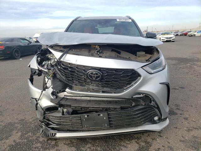 5TDKDRBH2PS510667 - 2023 TOYOTA HIGHLANDER L SILVER photo 5