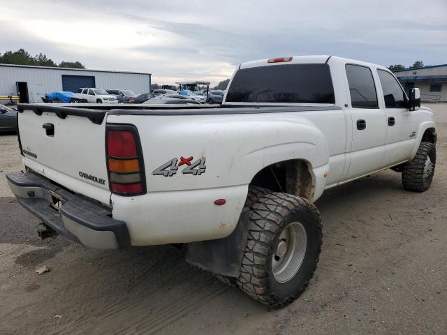 1GCJK332X5F904505 - 2005 CHEVROLET SILVERADO K3500 WHITE photo 3