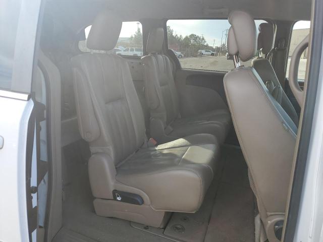 2C4RC1BGXER439444 - 2014 CHRYSLER TOWN & COU TOURING WHITE photo 11