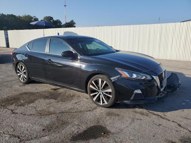 1N4BL4CV3LC233524 - 2020 NISSAN ALTIMA SR შავი ფოტო 4