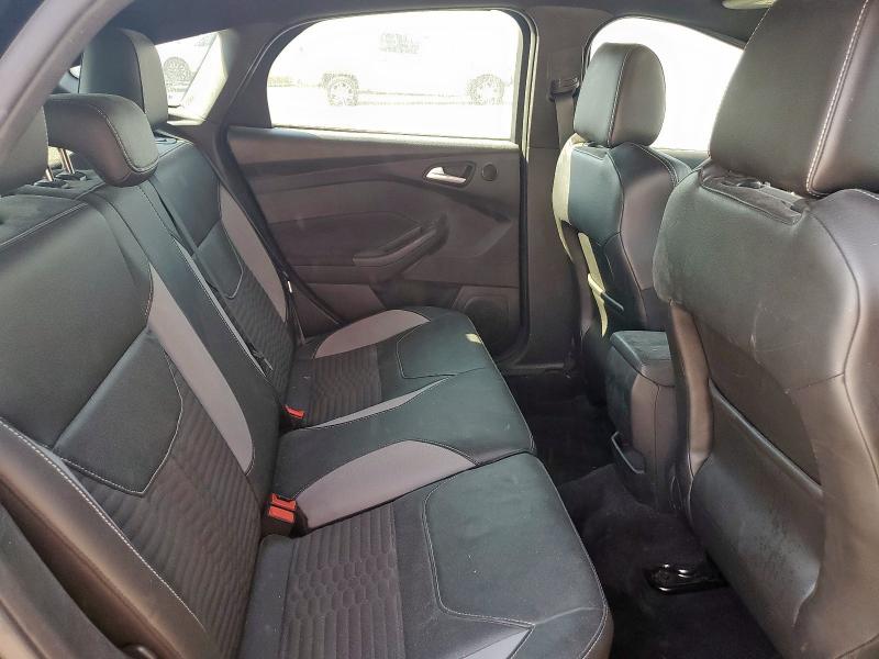 1FADP3L91HL334062 - 2017 FORD FOCUS ST BLACK photo 10