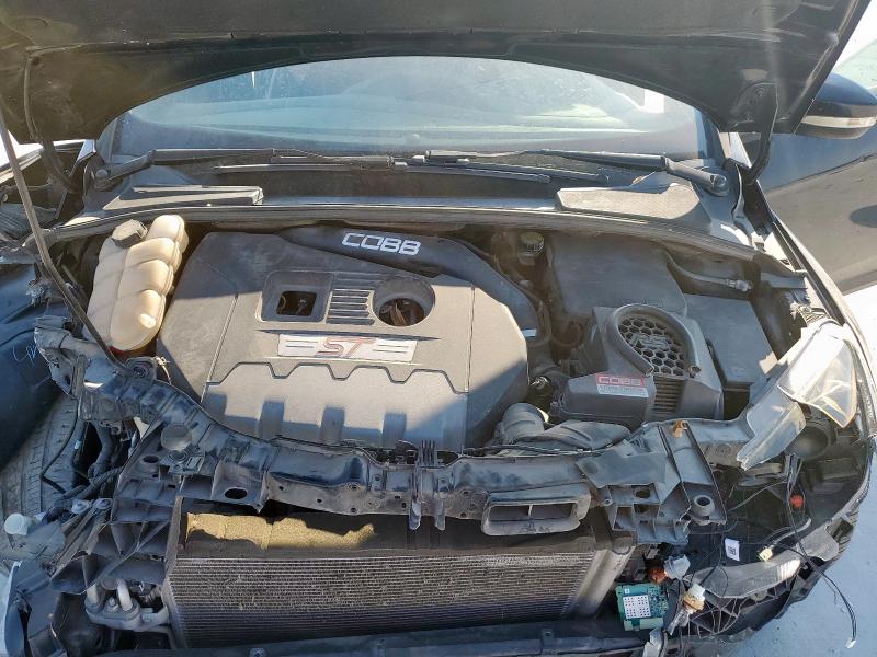 1FADP3L91HL334062 - 2017 FORD FOCUS ST BLACK photo 11