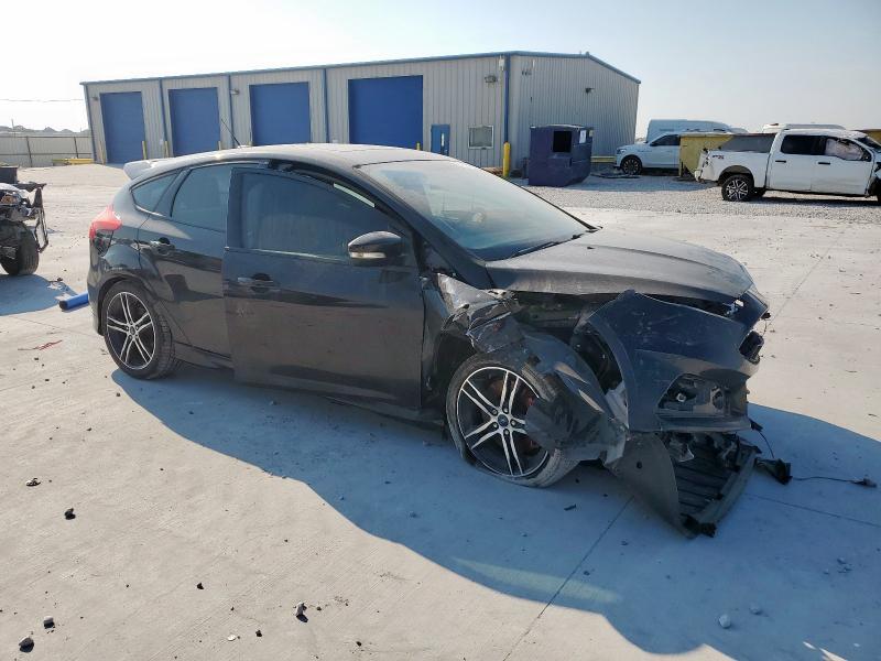 1FADP3L91HL334062 - 2017 FORD FOCUS ST BLACK photo 4