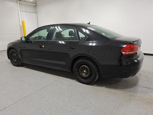 1VWAS7A35EC114904 - 2014 VOLKSWAGEN PASSAT S BLACK photo 2
