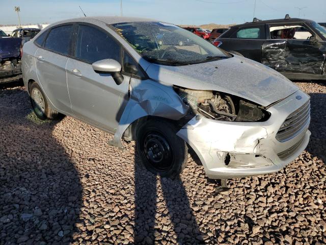 3FADP4AJXJM104737 - 2018 FORD FIESTA S SILVER photo 4