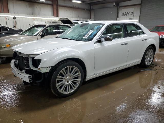 2C3CA6CT6BH529667 - 2011 CHRYSLER 300C WHITE photo 1