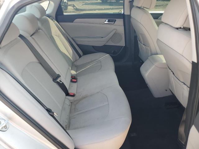 5NPE24AF7HH517370 - 2017 HYUNDAI SONATA SE SILVER photo 10