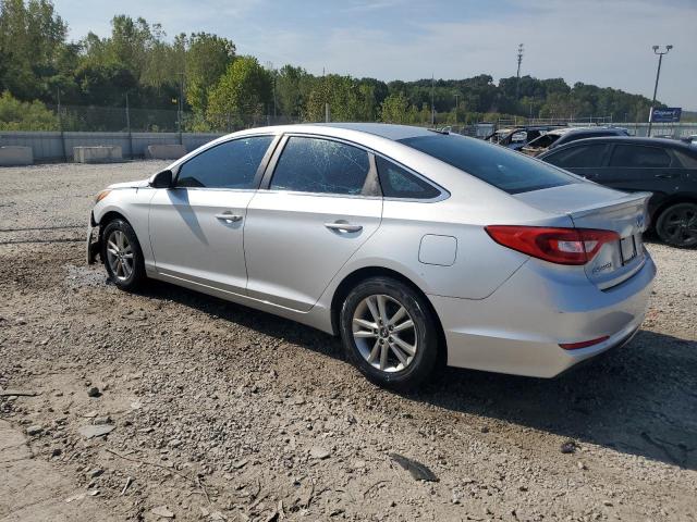 5NPE24AF7HH517370 - 2017 HYUNDAI SONATA SE SILVER photo 2
