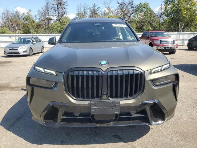 5UX23EM02S9Y29334 - 2025 BMW X7 XDRIVE40I GREEN photo 5