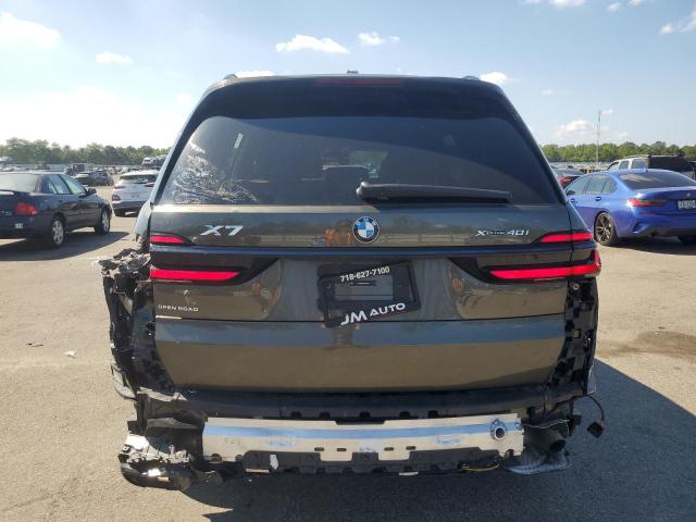 5UX23EM02S9Y29334 - 2025 BMW X7 XDRIVE40I GREEN photo 6