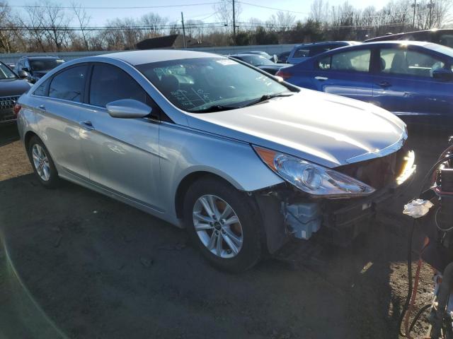 5NPEB4ACXCH401336 - 2012 HYUNDAI SONATA GLS SILVER photo 4