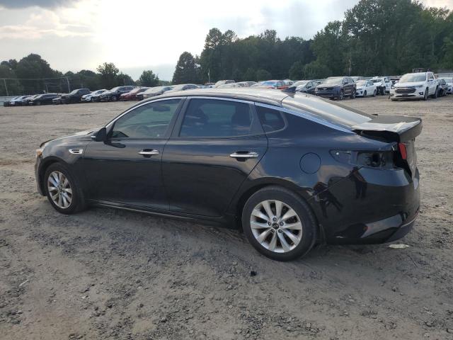 5XXGT4L33JG262601 - 2018 KIA OPTIMA LX BLACK photo 2