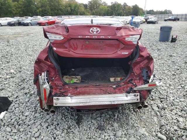 4T1B61HKXJU526662 - 2018 TOYOTA CAMRY XSE 勃艮第红 照片 6