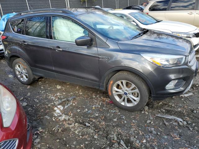 1FMCU9GDXJUA79942 - 2018 FORD ESCAPE SE GRAY photo 4