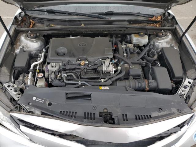 4T1B31HK2JU507905 - 2018 TOYOTA CAMRY LE GRAY photo 11