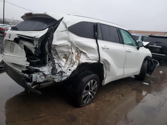 5TDHZRBH6LS522472 - 2020 TOYOTA HIGHLANDER XLE WHITE photo 3