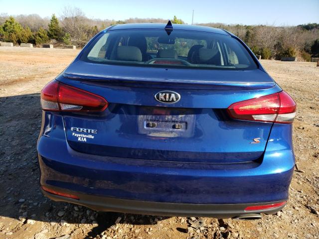 3KPFL4A73JE267842 - 2018 KIA FORTE LX BLUE photo 6