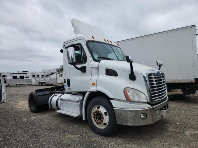 2013 FREIGHTLINER CASCADIA, 