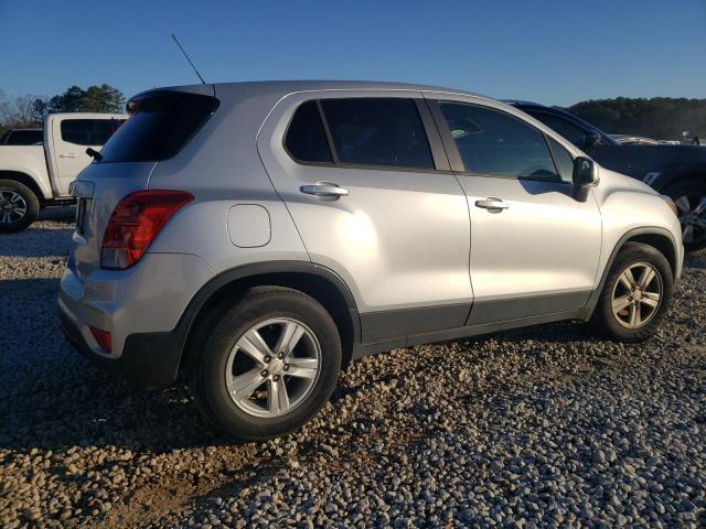 KL7CJKSB7LB030803 - 2020 CHEVROLET TRAX LS SILVER photo 3