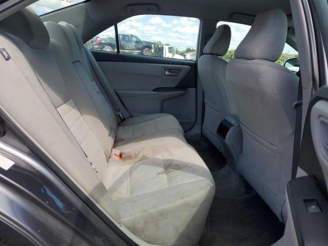 4T1BF1FK7GU536450 - 2016 TOYOTA CAMRY LE ნაცრისფერი ფოტო 10