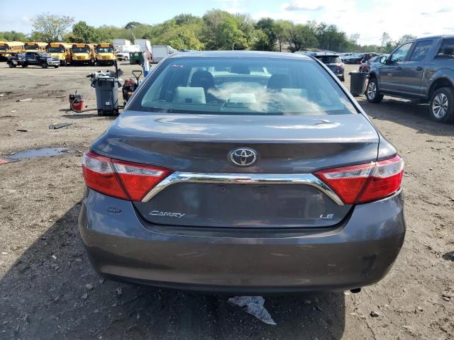 4T1BF1FK7GU536450 - 2016 TOYOTA CAMRY LE ნაცრისფერი ფოტო 6