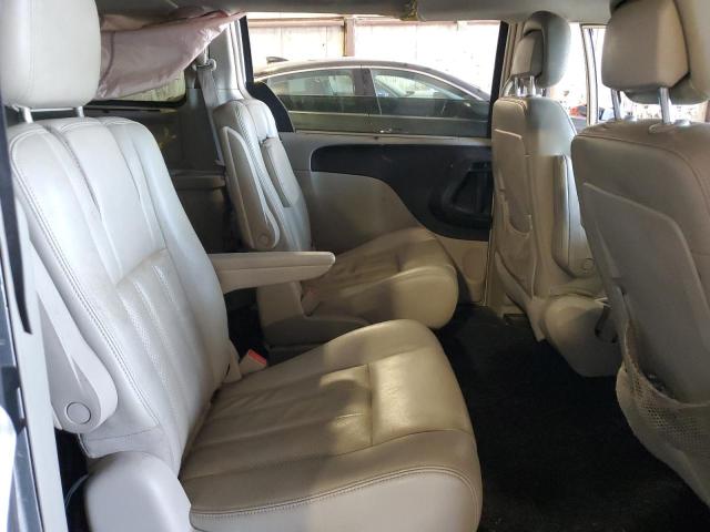 2A4RR8DG4BR780140 - 2011 CHRYSLER TOWN & COU TOURING L SILVER photo 11