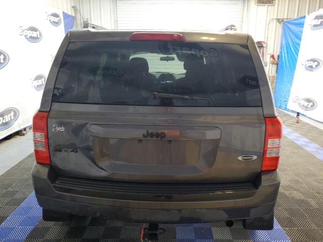 1C4NJRBB0FD290893 - 2015 JEEP PATRIOT SPORT GRAY photo 6