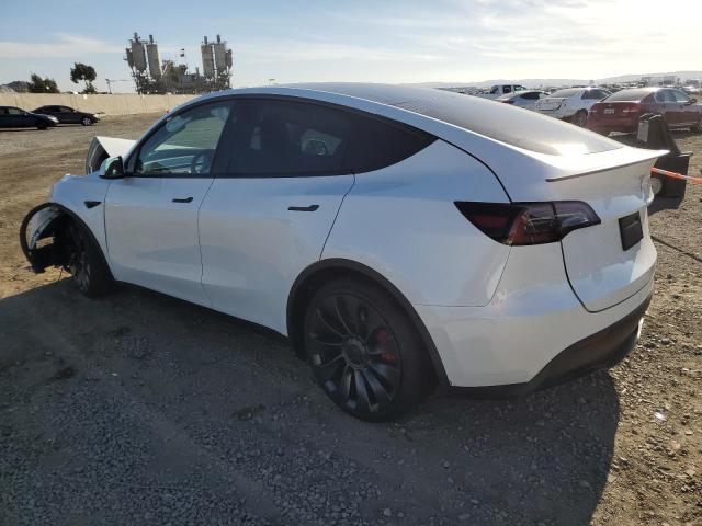 7SAYGDEF1RF053746 - 2024 TESLA MODEL Y WHITE photo 2