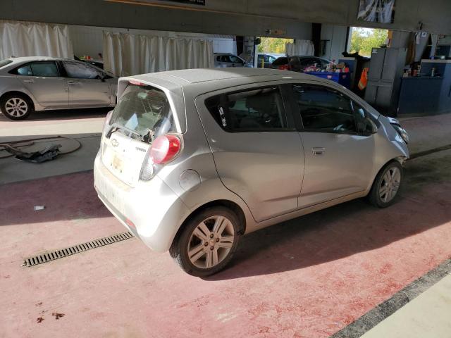 KL8CB6S93DC621607 - 2013 CHEVROLET SPARK LS 银色 照片 3