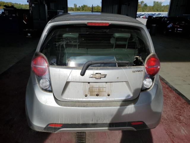 KL8CB6S93DC621607 - 2013 CHEVROLET SPARK LS 银色 照片 6