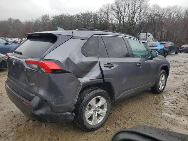 2T3W1RFVXMC133060 - 2021 TOYOTA RAV4 XLE GRAY photo 3