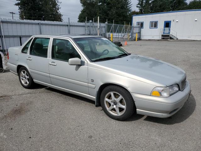 YV1LS61JXY2628496 - 2000 VOLVO S70 BASE SILVER photo 4