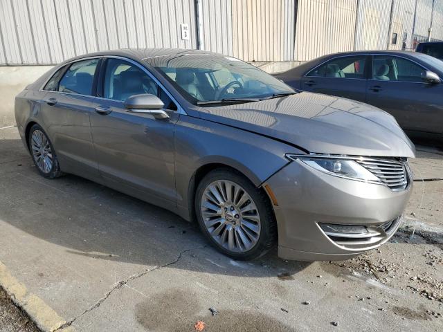 3LN6L2G99GR625780 - 2016 LINCOLN MKZ SILVER photo 4