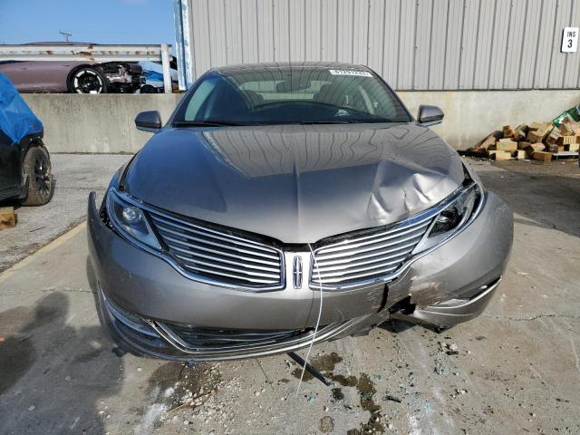 3LN6L2G99GR625780 - 2016 LINCOLN MKZ SILVER photo 5