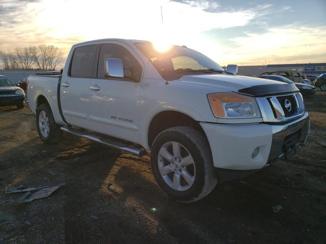 1N6BA0ECXEN507729 - 2014 NISSAN TITAN S WHITE photo 4