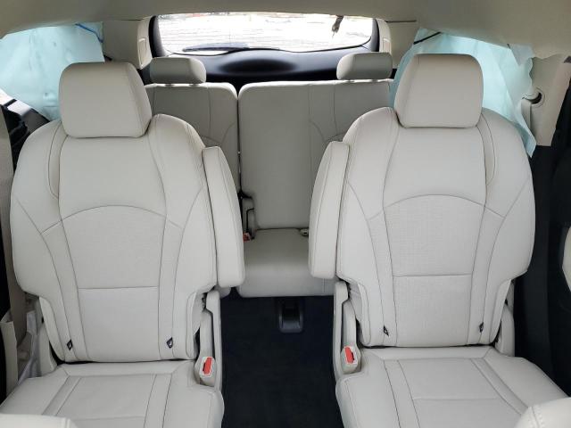 5GAEVAKW2PJ224181 - 2023 BUICK ENCLAVE ESSENCE 银色 照片 10