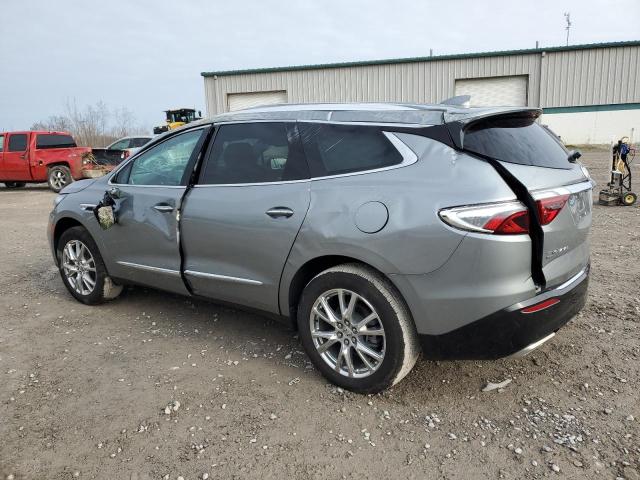 5GAEVAKW2PJ224181 - 2023 BUICK ENCLAVE ESSENCE 银色 照片 2