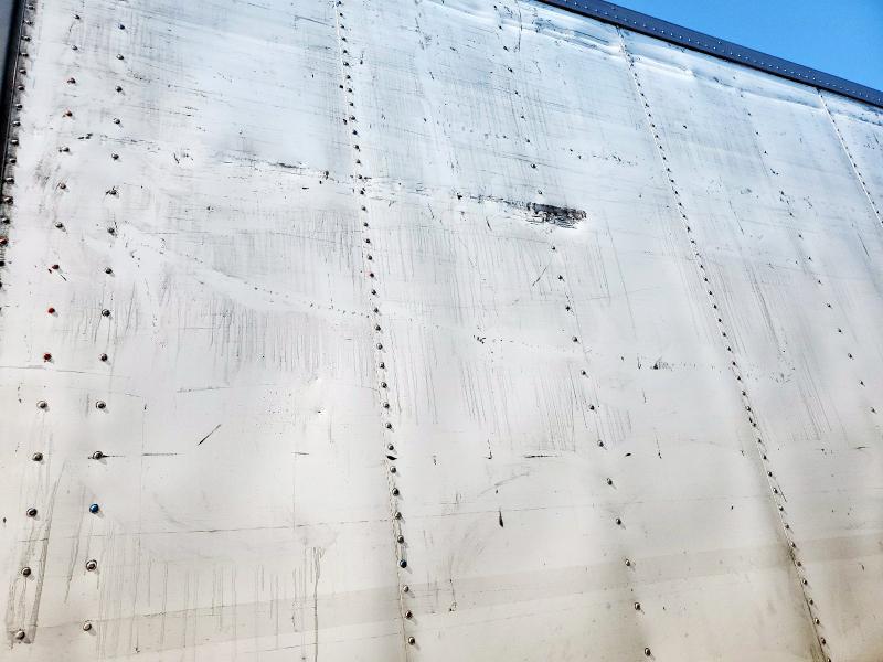 1UYVS2538DU510515 - 2013 UTILITY VS2RA თეთრი ფოტო 9