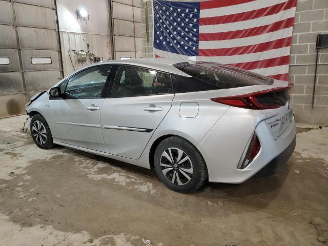 JTDKARFP6J3068575 - 2018 TOYOTA PRIUS PRIM SILVER photo 2