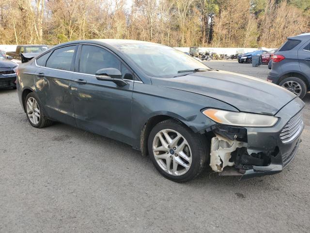 1FA6P0H76F5114450 - 2015 FORD FUSION SE GREEN photo 4