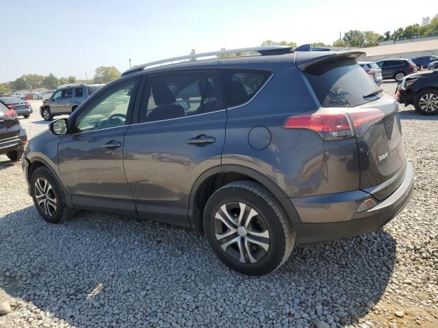 JTMZFREV2JJ732513 - 2018 TOYOTA RAV4 LE Графитовый фото 2