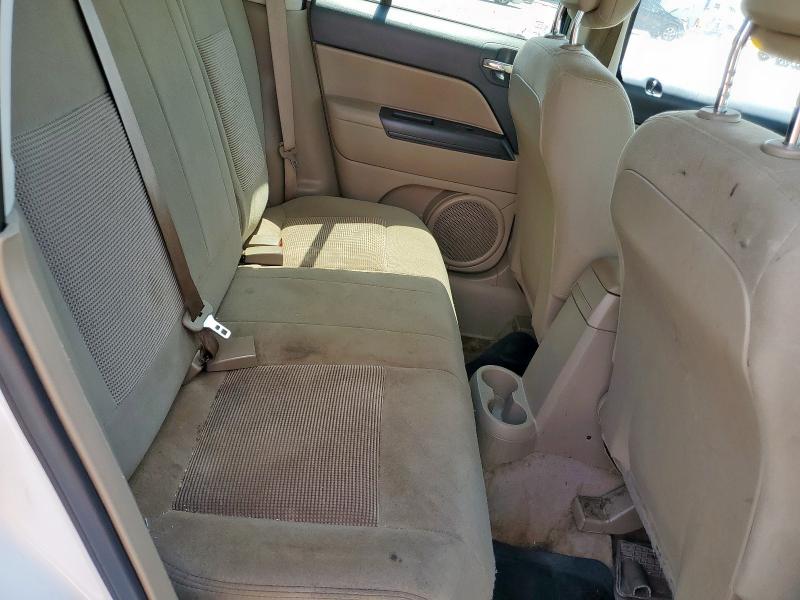 1C4NJPBA0HD145576 - 2017 JEEP PATRIOT SPORT 白色 照片 11