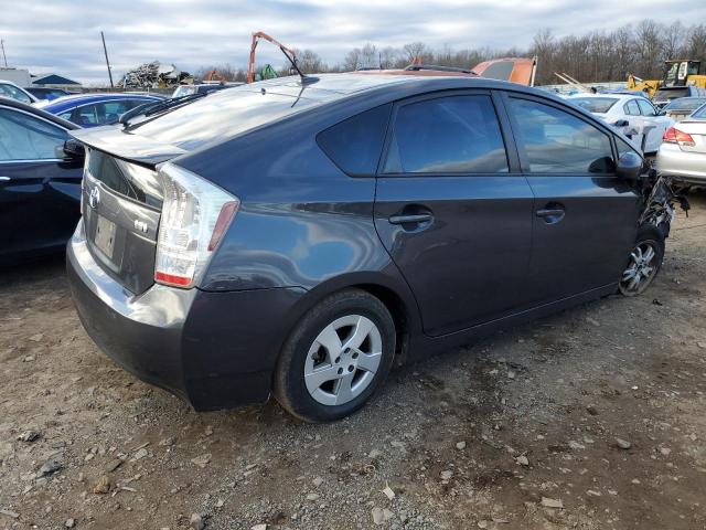 JTDKN3DU0B5334558 - 2011 TOYOTA PRIUS GRAY photo 3