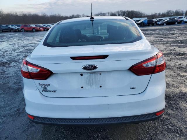 1FAHP3F21CL150054 - 2012 FORD FOCUS SE WHITE photo 6